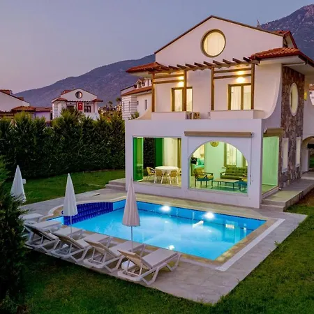 Villa Amore 2 - 4 Bedroom In Hisaronu *